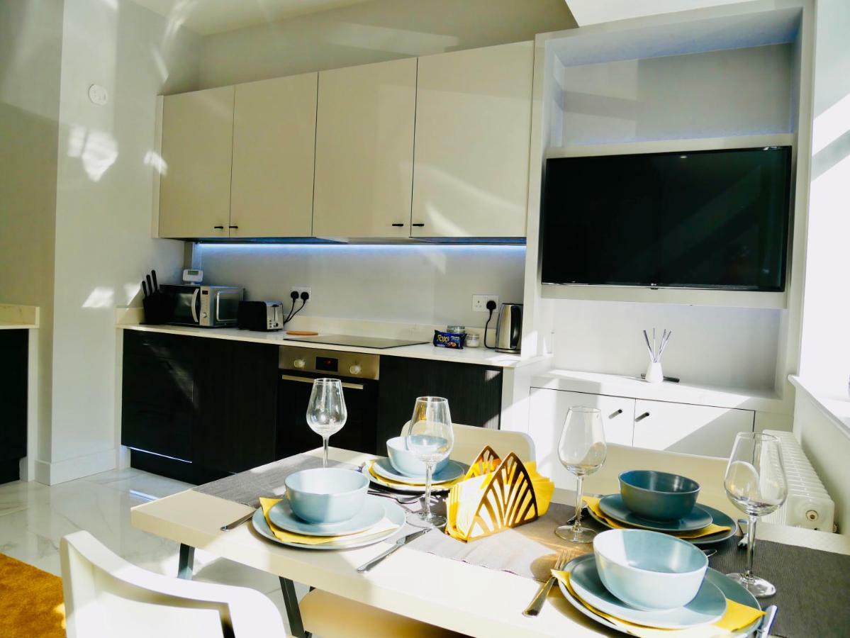 Luxury 3 Bedroom Apartment Near Bournemouth Beach & Poole Esterno foto